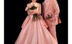  美式粉色婚纱照「粉色系婚纱照」