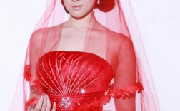 大蓉婚礼现场跳舞红衣服头纱的简单介绍