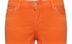  橙色短裤美式婚纱图片欣赏「橙色的短裤配什么上衣」