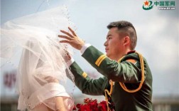  军人婚礼现场揭开头纱接吻「军人婚礼现场揭开头纱接吻视频」