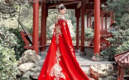 结婚礼服中国风披肩（婚礼披肩发型图片）