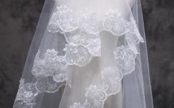 婚礼头纱的含义 婚礼头纱被卷起来