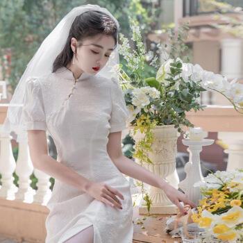 白旗袍婚礼头纱怎么穿视频,婚纱旗袍礼服 -图2