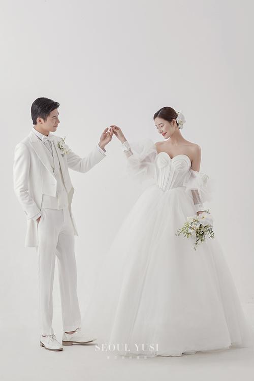 韩式简约婚礼实景图 简约轻韩式婚纱室内效果图-图2