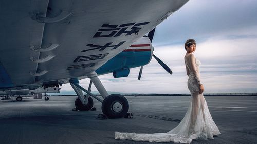 美式风格婚纱照 美式婚纱照飞机图片-图3